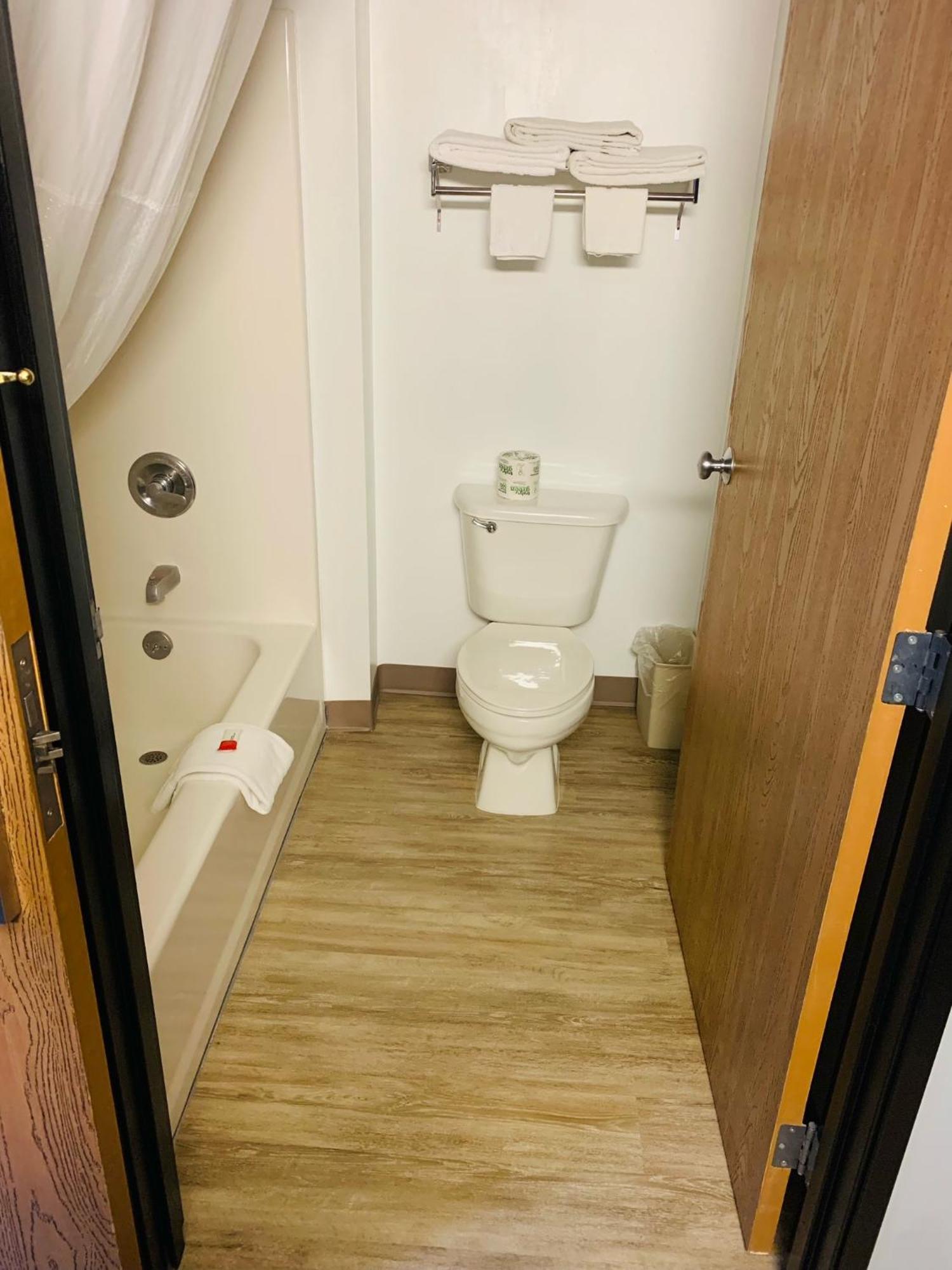 Super Star Inn & Suite Lincoln Крет Экстерьер фото